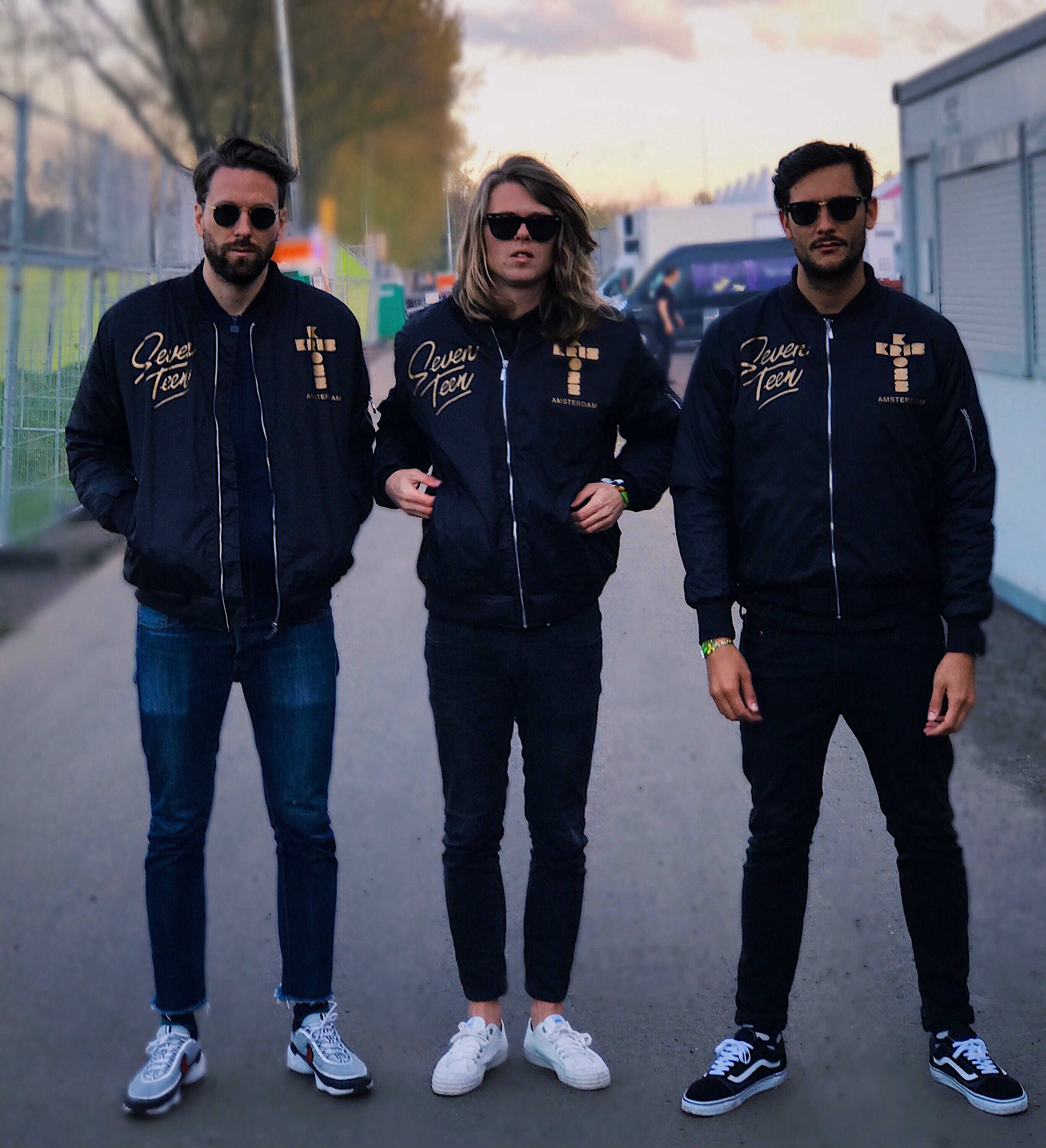 Cheat codes kris kross amsterdam. Cheat codes kris kross amsterdam. Разные музыкальные группы incode. Cheat codes. Cheat codes kris kross.