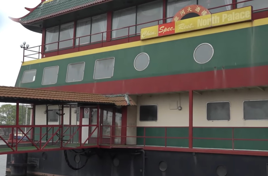 Drijvend restaurant te koop op Marktplaats - JFK Magazine