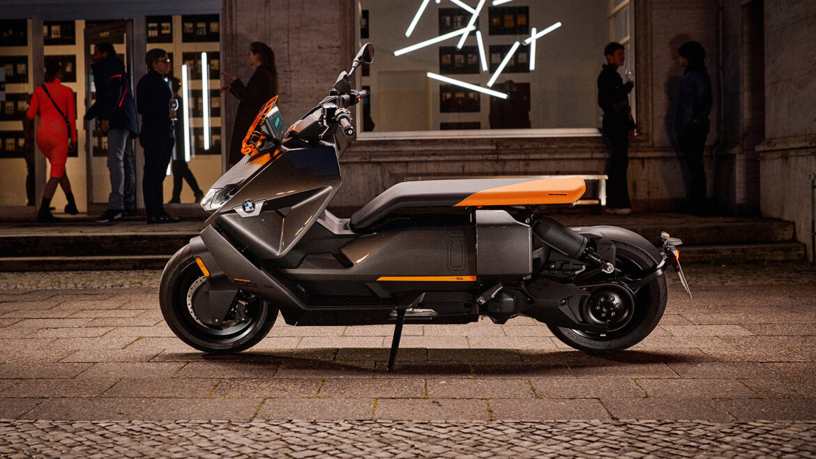 BMW CE 04 is een futuristische e-stadsscooter - JFK